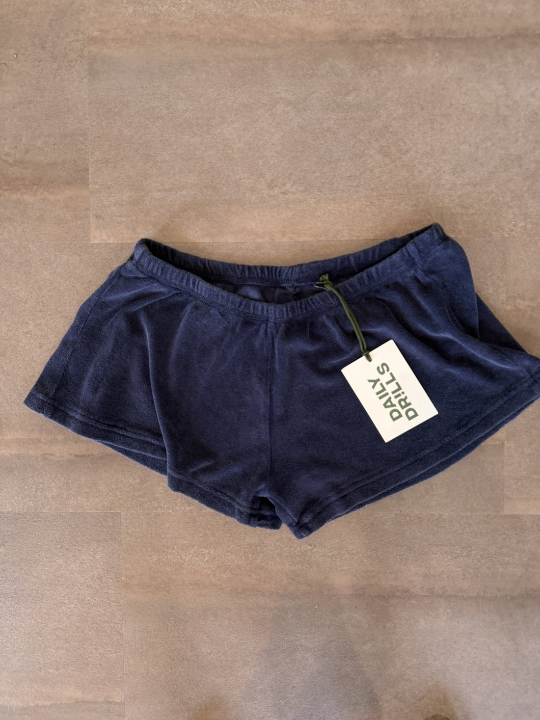 Daily Drills Terry Micro Shorts – Sunbleached Navy