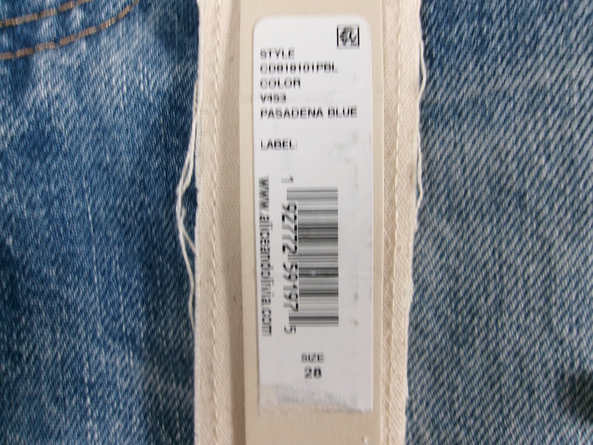 Alice + Olivia Distressed Wide-Leg Bootcut Jeans – Pasadena Blue – detail 2