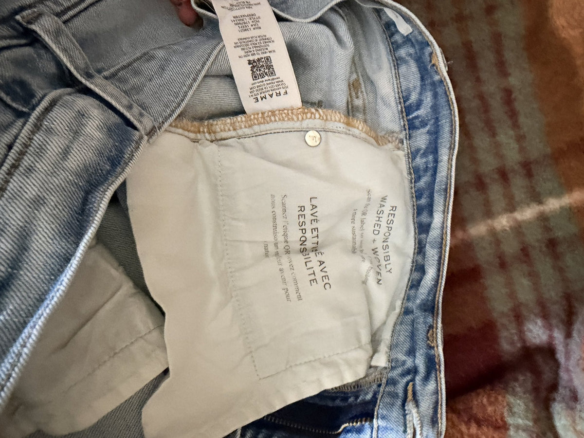 FRAME Le Jane Ankle Jean - detail