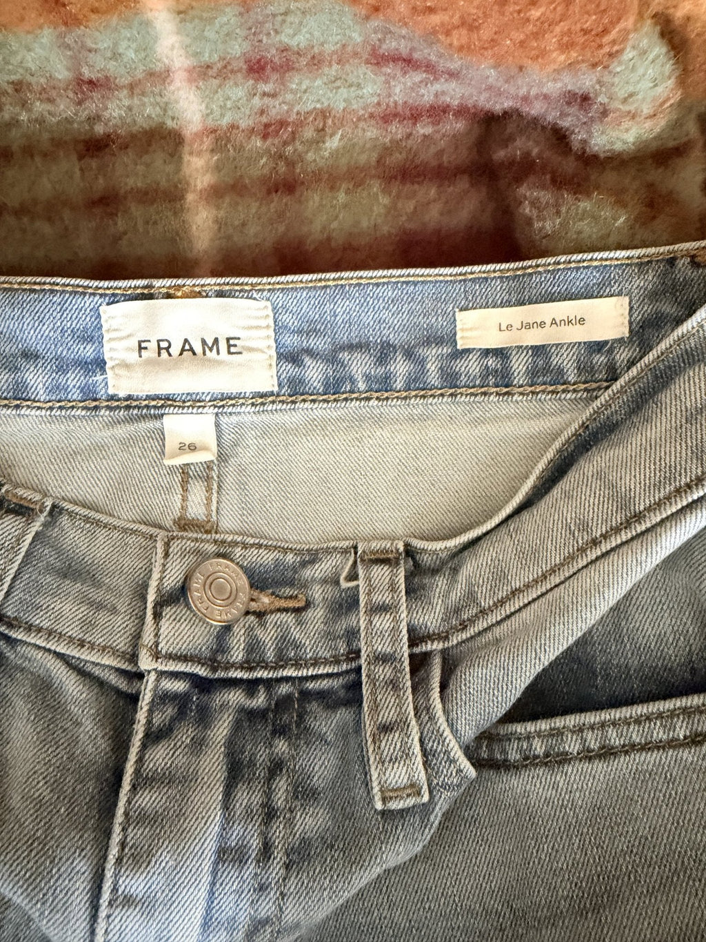 FRAME Le Jane Ankle Jean - care label
