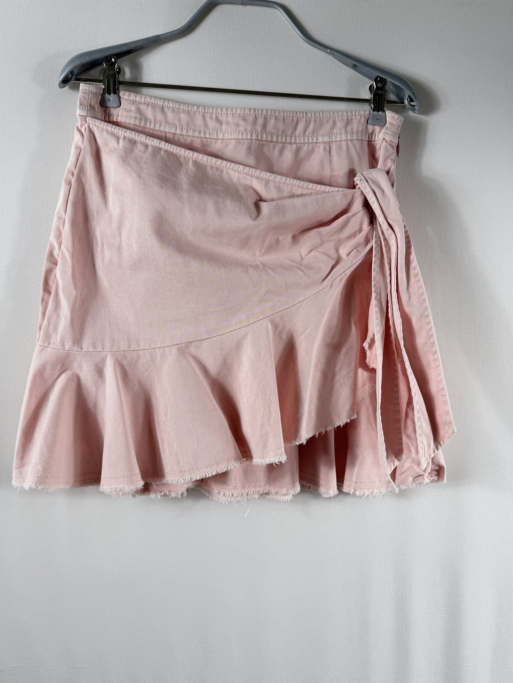 Cinq à Sept Tous Les Jours Anson Wrap Mini Skirt – Blush Pink - front