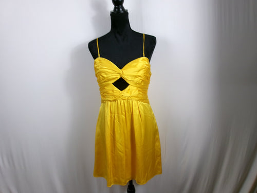 Cinq à Sept Beck Silk Cutout Mini Dress – Dandelion – front