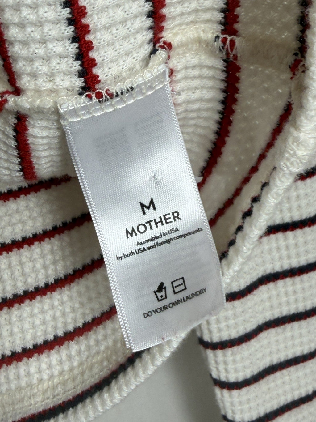 MOTHER The Itty Bitty Pixie Stripe Thermal Henley – care label