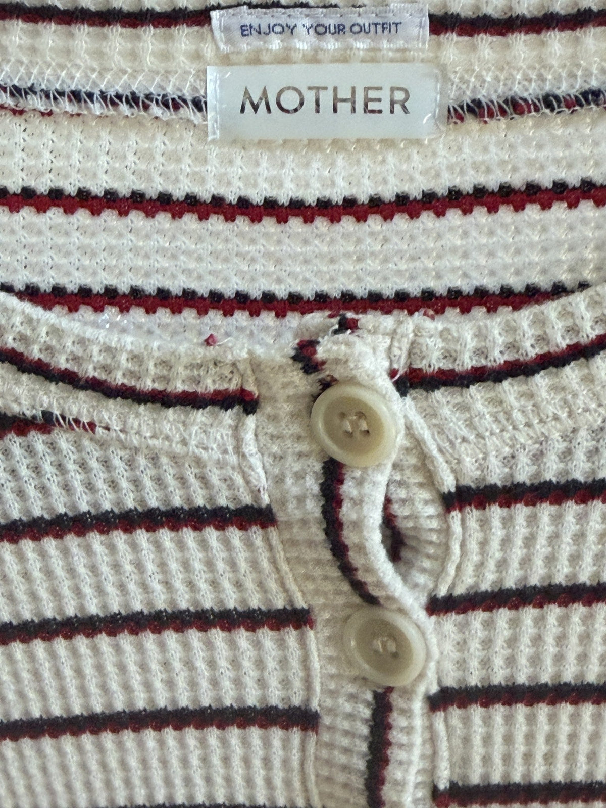MOTHER The Itty Bitty Pixie Stripe Thermal Henley – label