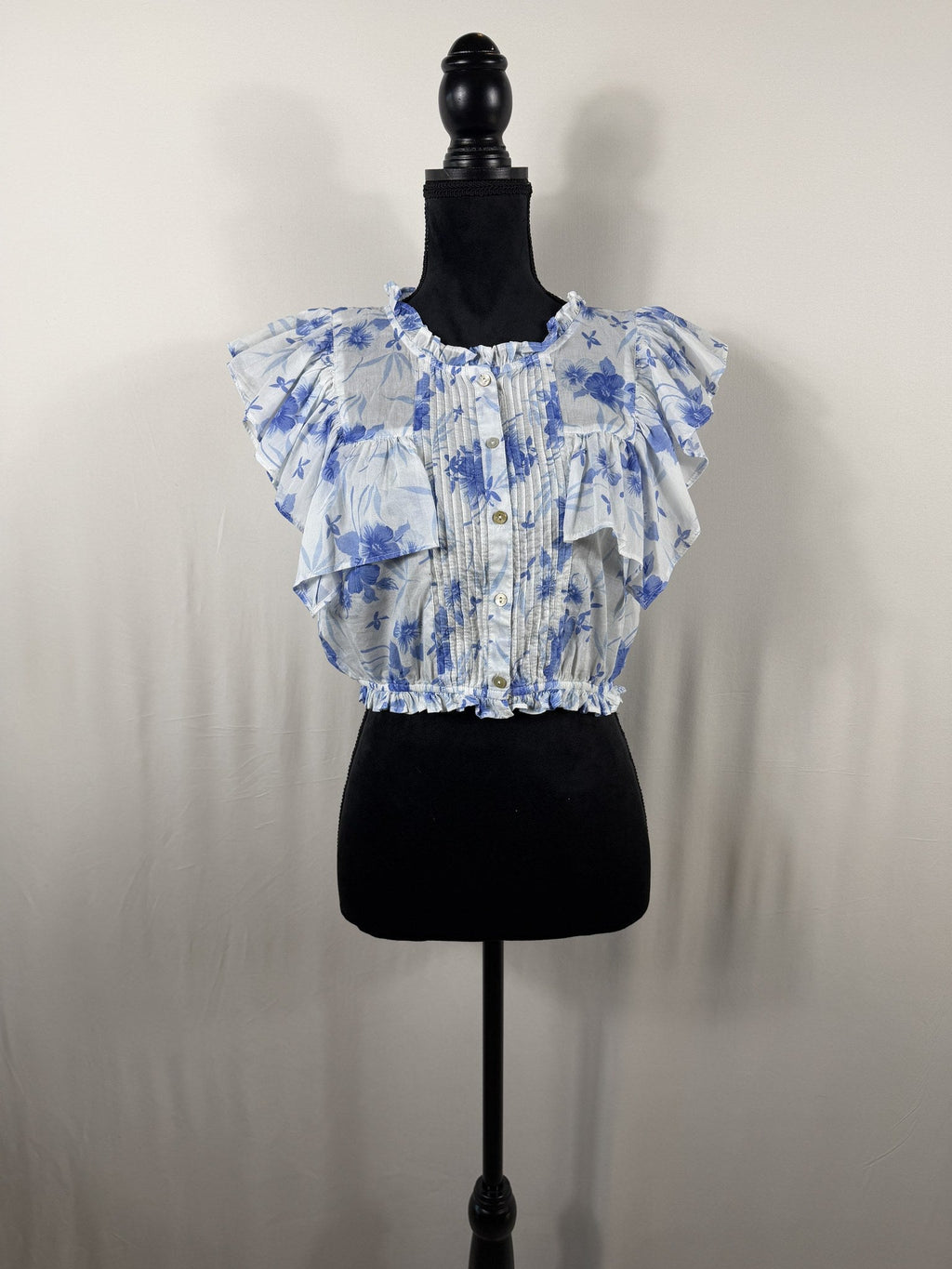 LoveShackFancy Floral Ruffle Crop Top – Blue – front
