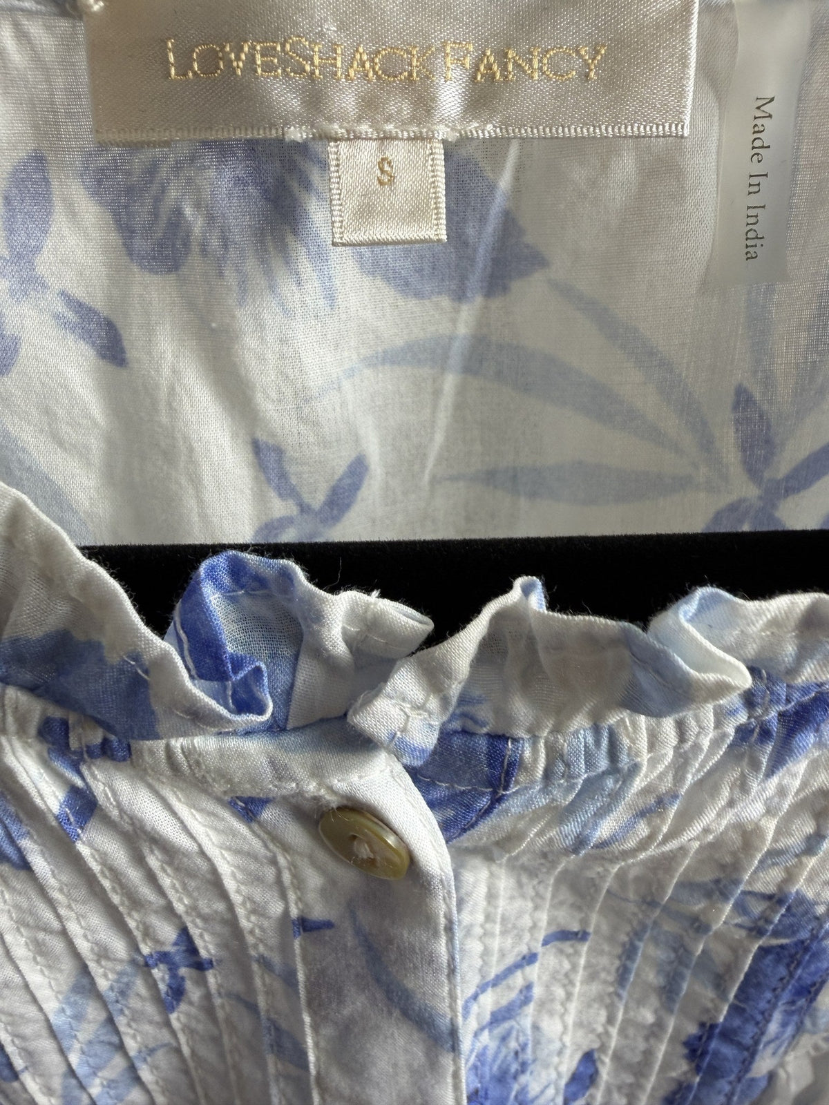 LoveShackFancy Floral Ruffle Crop Top – Blue – label