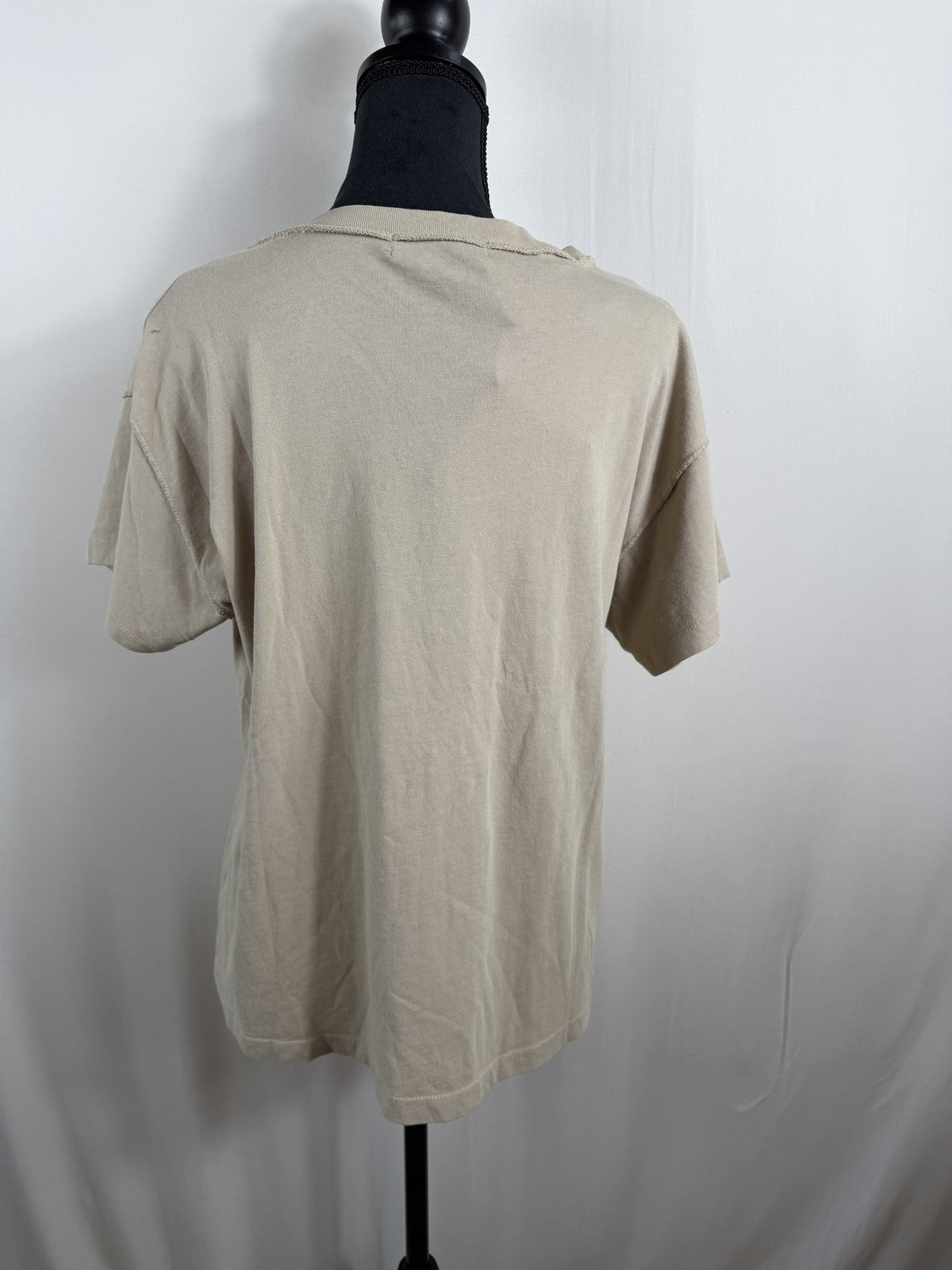 Daydreamer Willie Nelson “A Horse Called Music” Tee – back