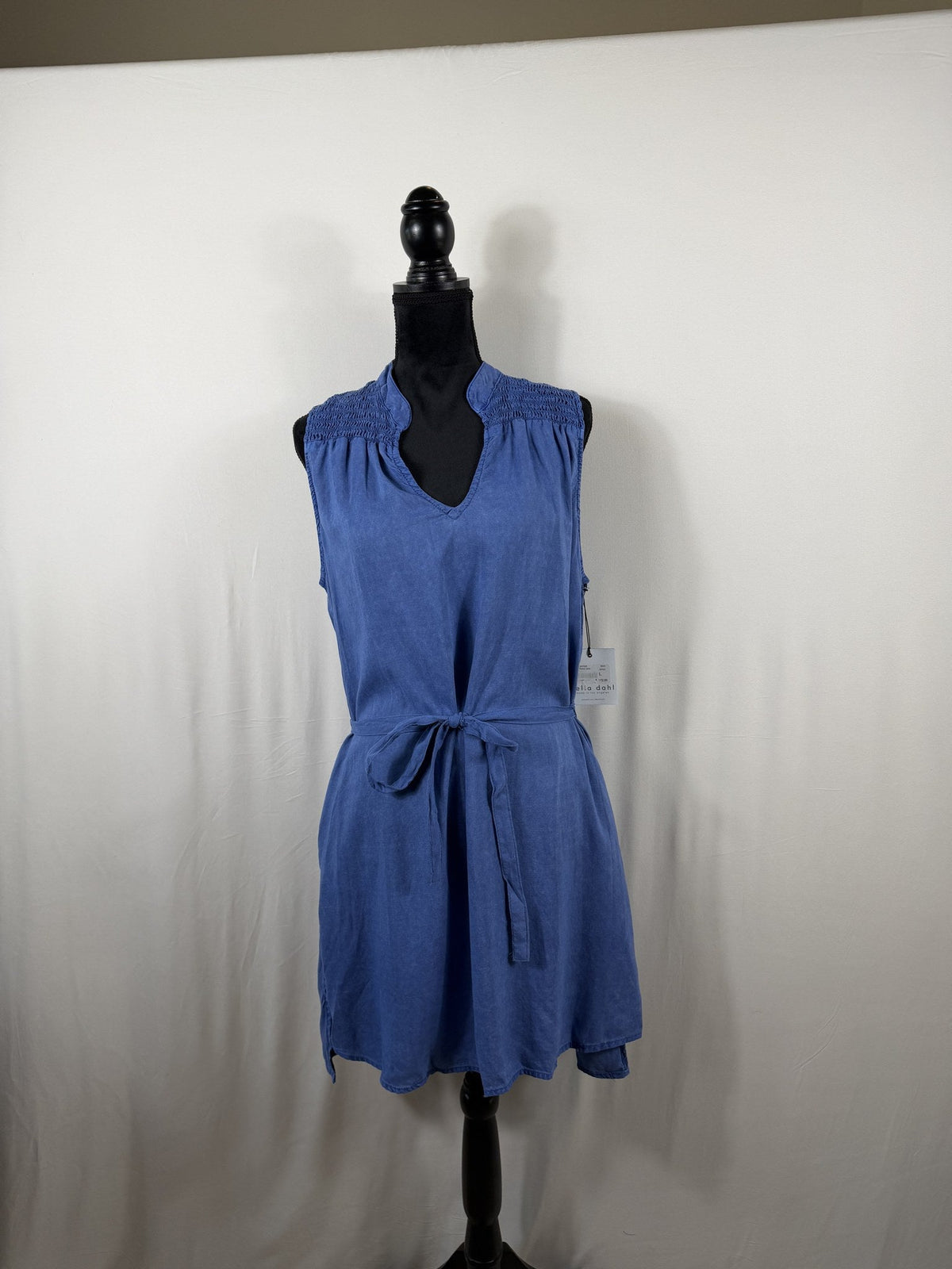 Bella Dahl Smocked Yoke Mini Dress – Blue – front