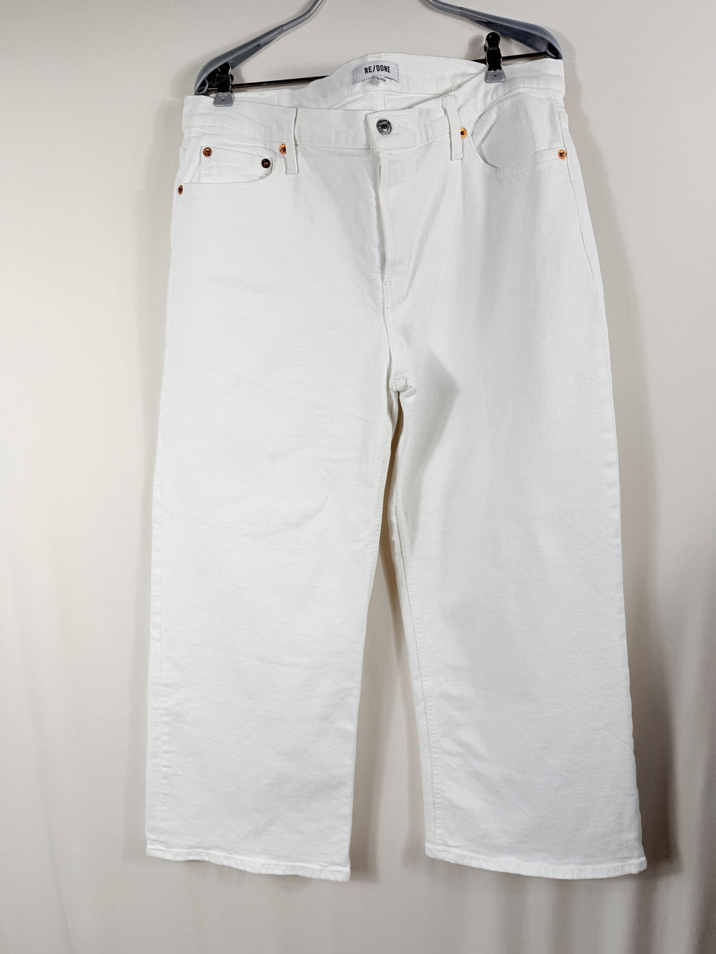RE/DONE Mid-Rise Wide-Leg Crop Jean – White – back