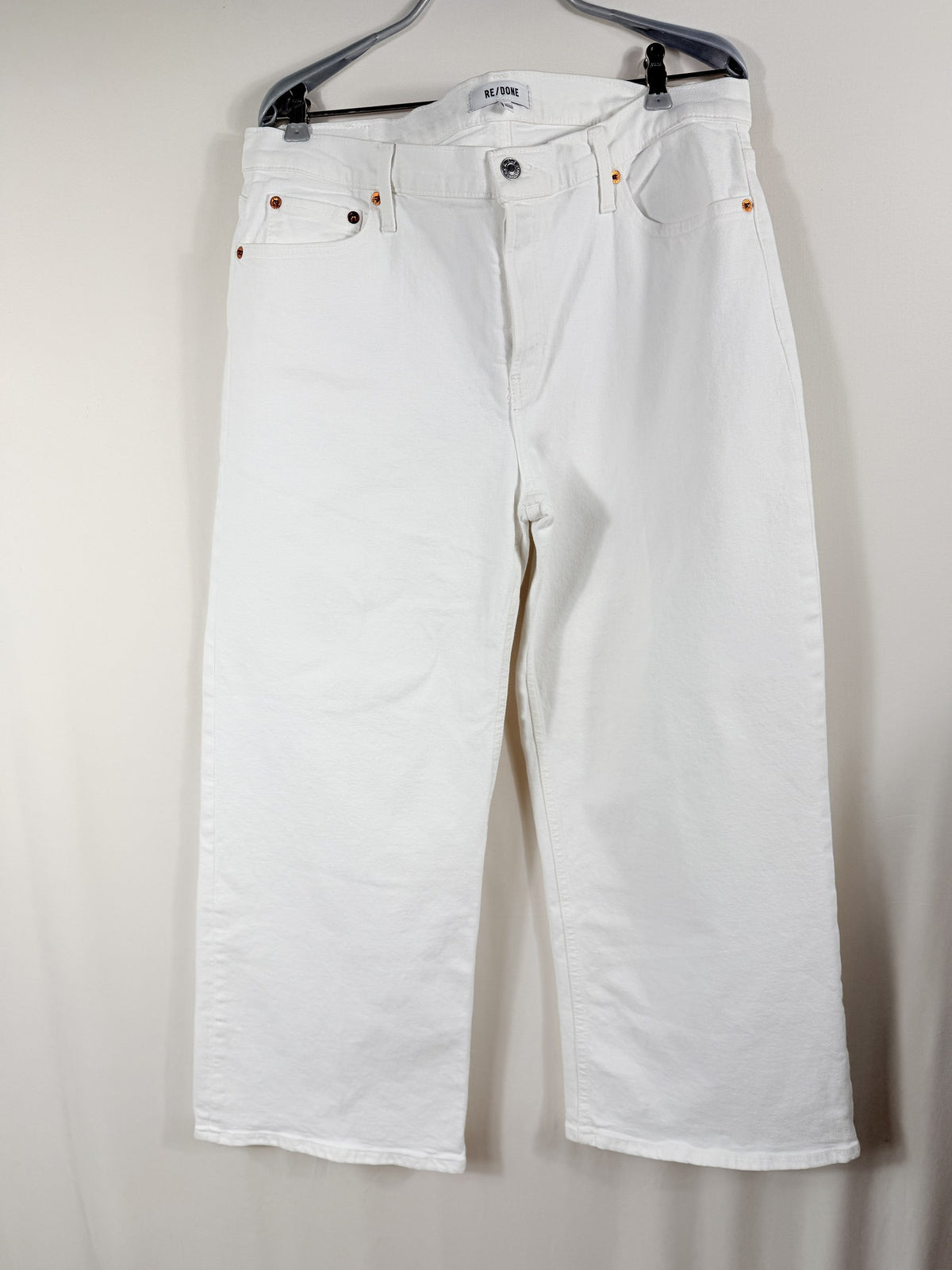 RE/DONE Mid-Rise Wide-Leg Crop Jean – White – back