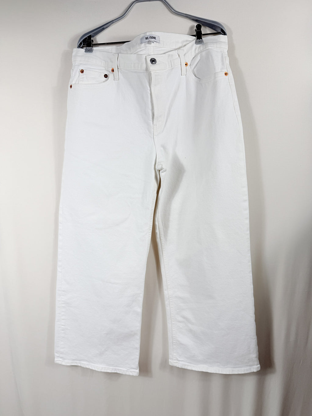 RE/DONE Mid-Rise Wide-Leg Crop Jean – White – front
