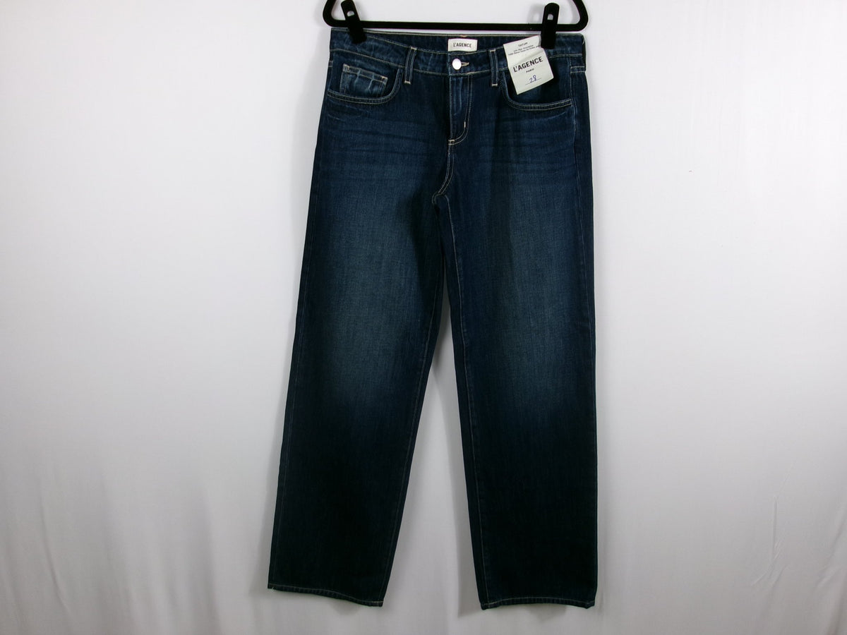 L'AGENCE Tatum Low-Rise Stovepipe Jean – Merrit – front