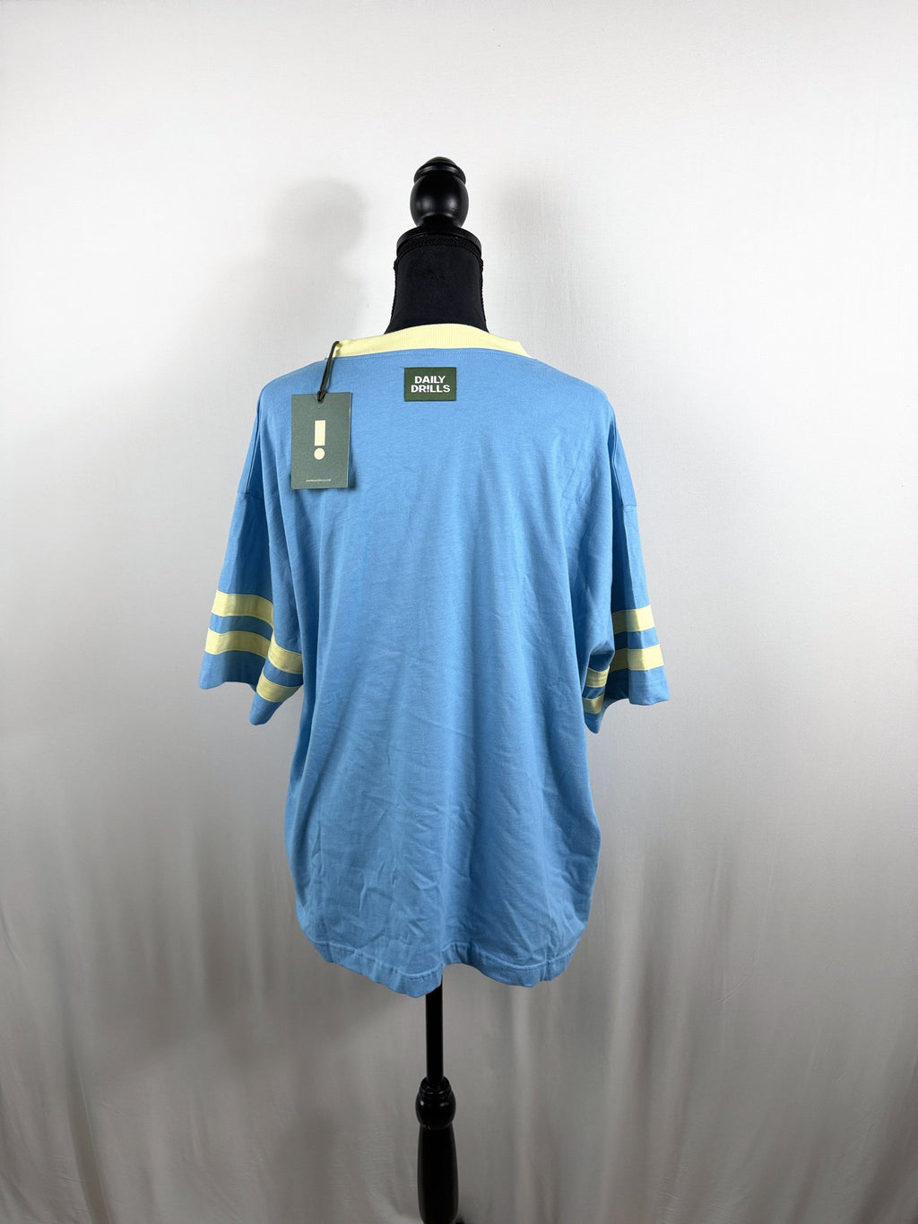 Daily Drills Playmaker Tee – Malibu / Lemonade – back