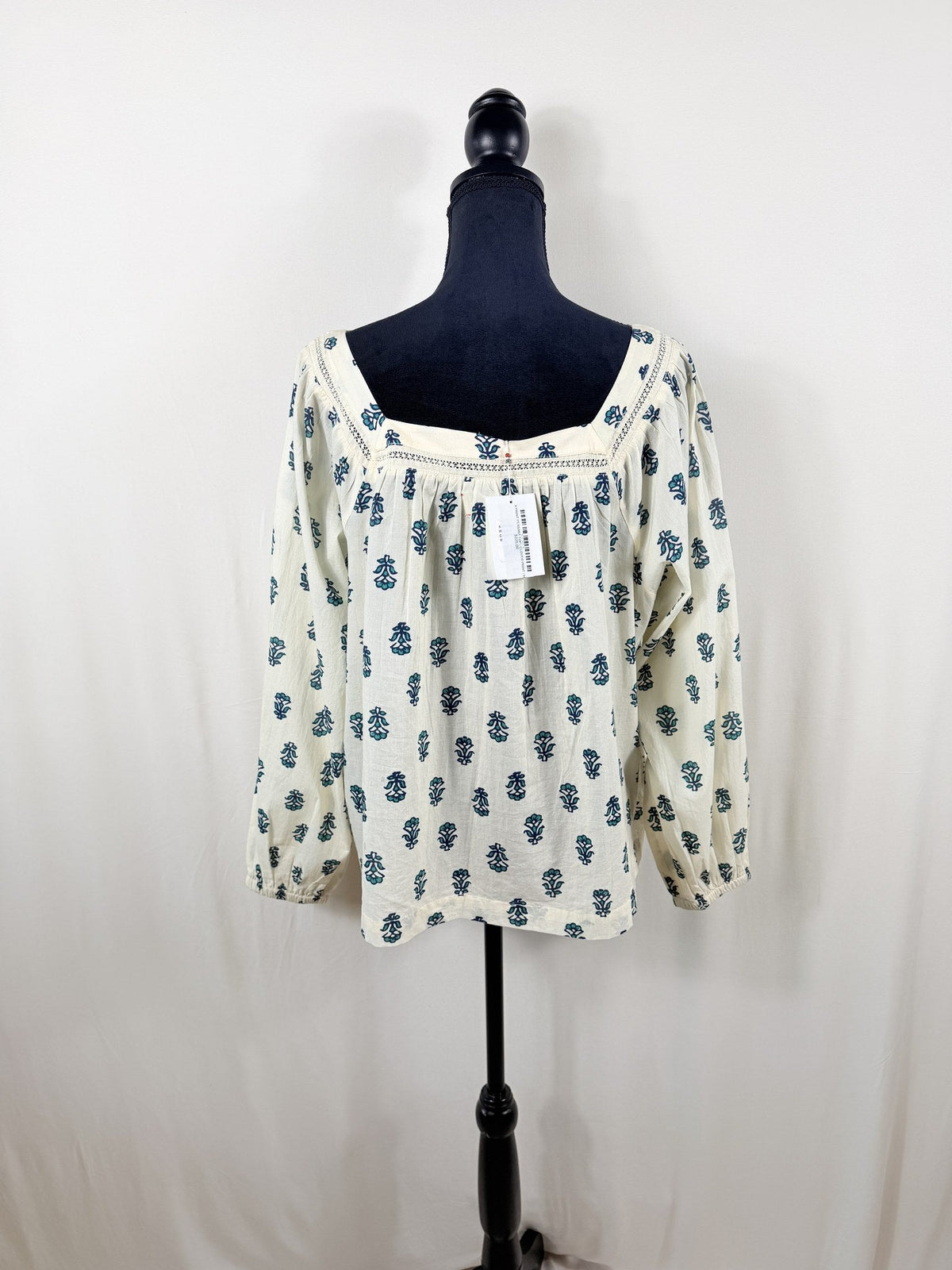 Xirena Mira Top – Clover Stamp – back