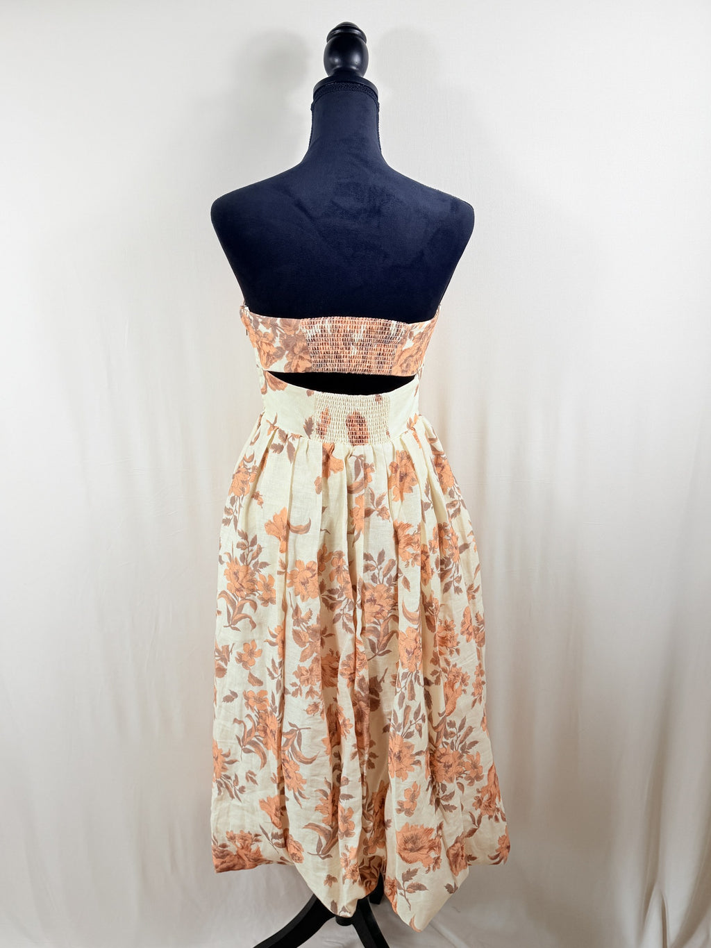 Cara Cara Anisha Strapless Linen Bubble Midi Dress – Rust Floral – back