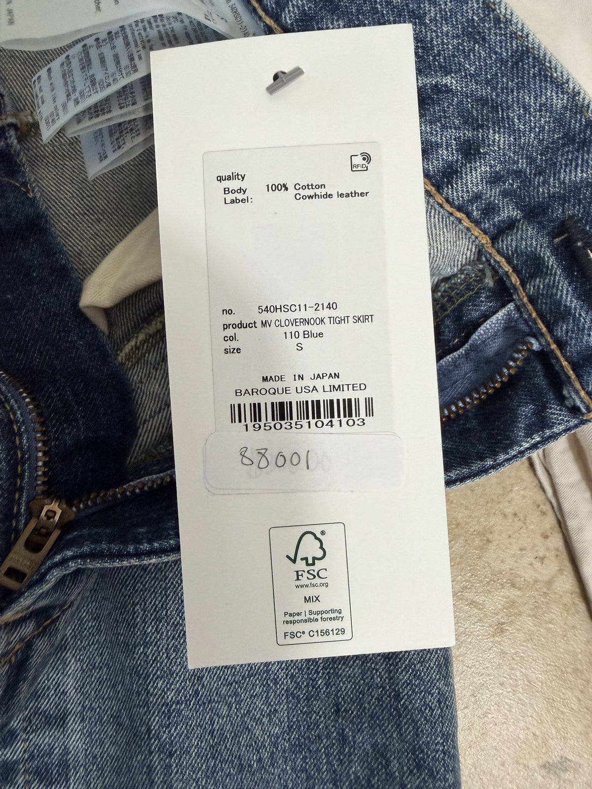 MOUSSY MV Clovernook Tight Skirt – Blue – label