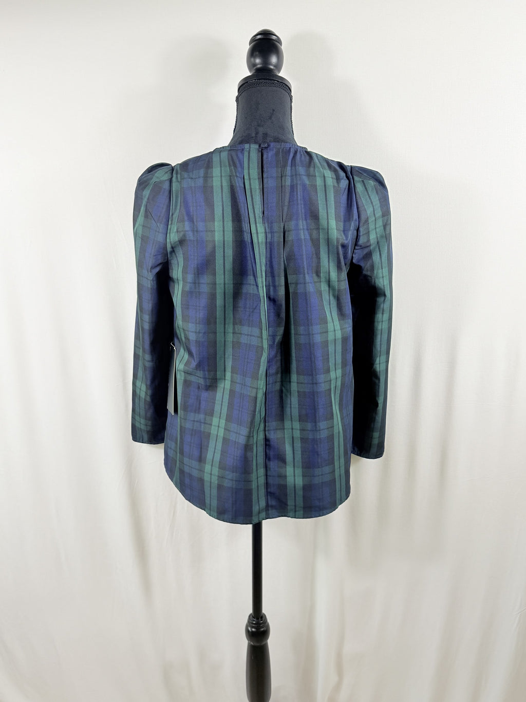 Pomandère Black Watch Plaid Puff-Shoulder Blouse – detail