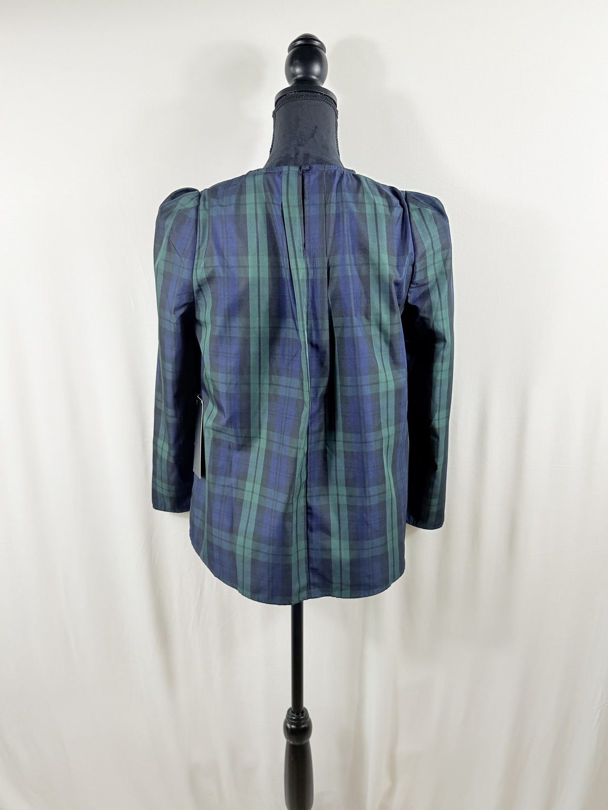 Pomandère Black Watch Plaid Puff-Shoulder Blouse – detail