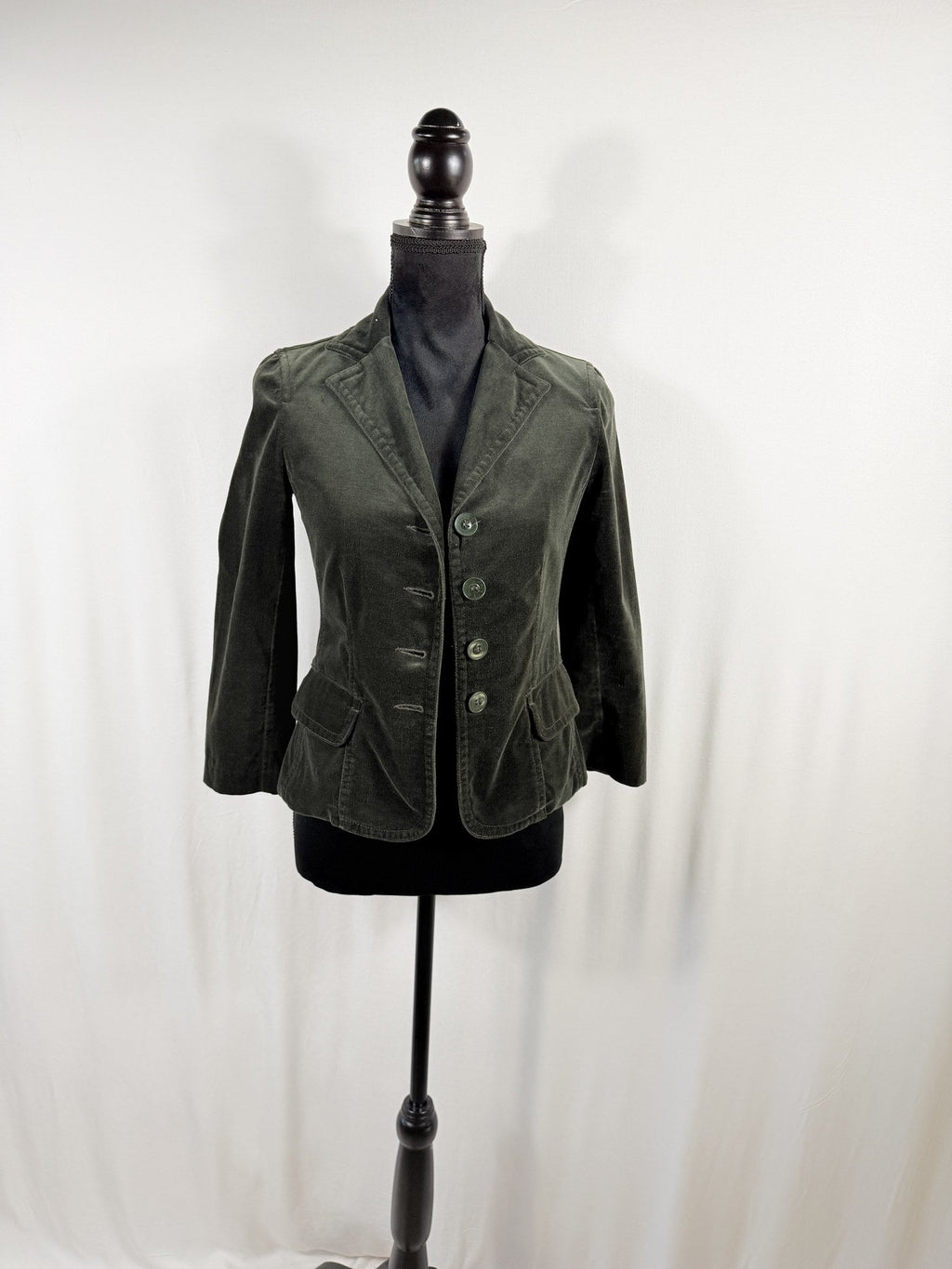 Vince Olive Velvet Blazer – front