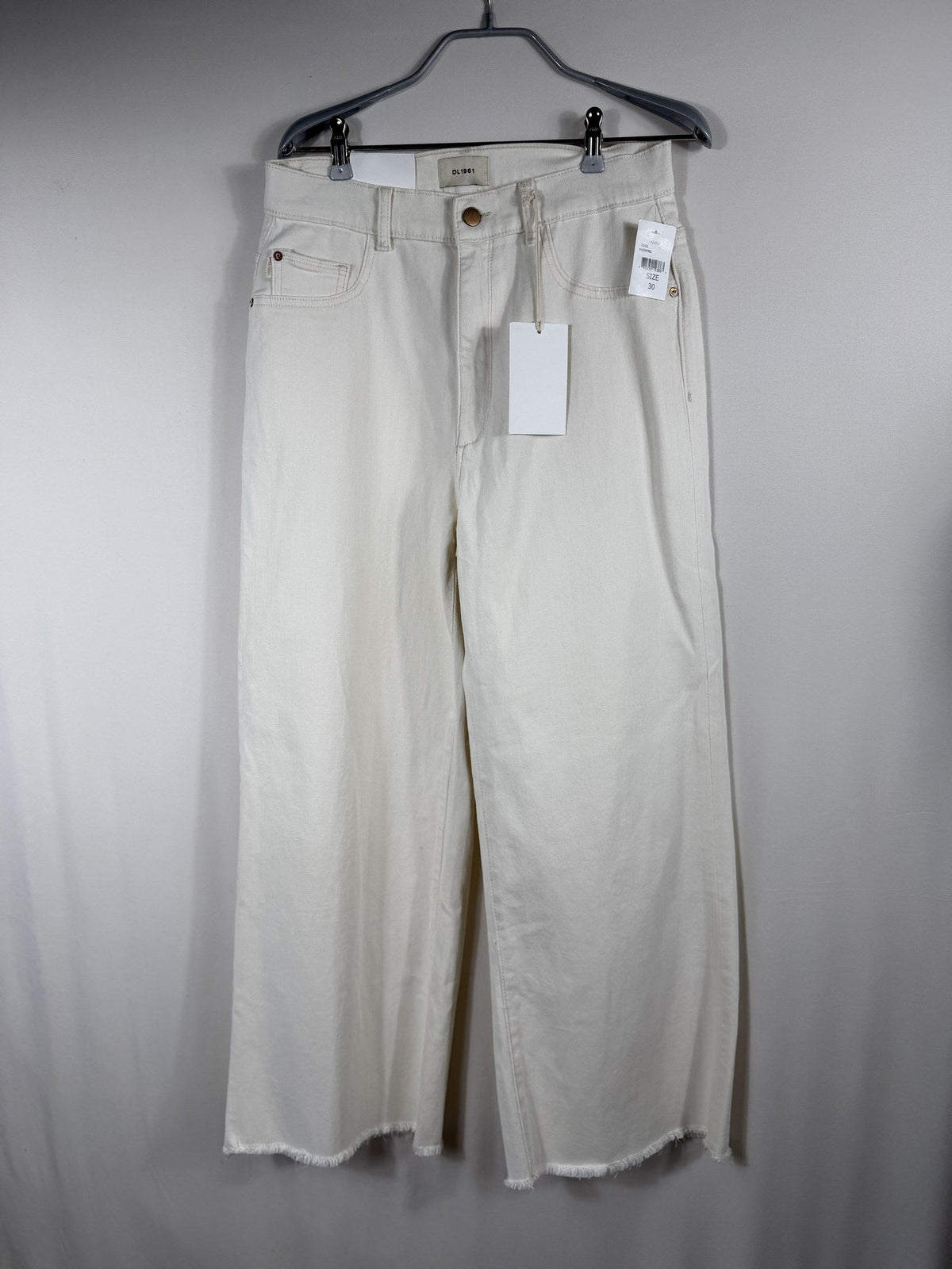DL1961 Hepburn Wide-Leg High-Rise Jean – front