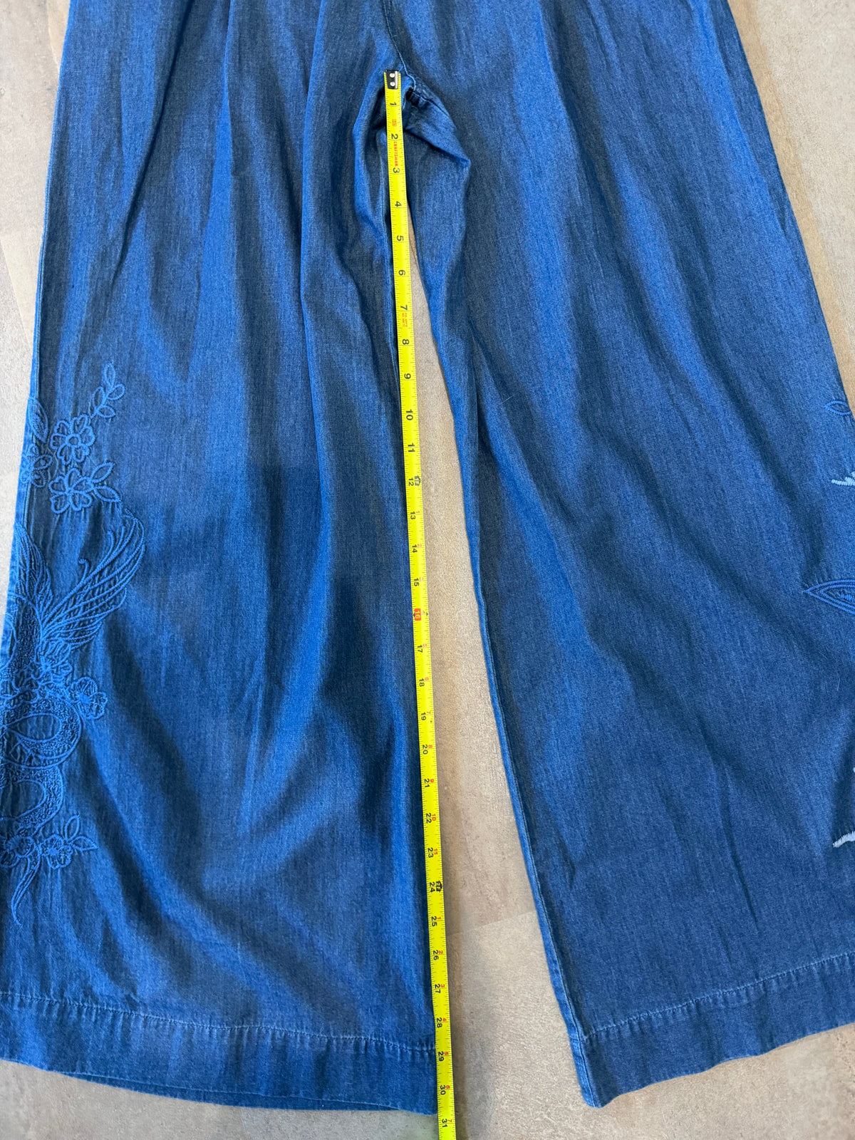 Johnny Was Myra Wide Leg Pleat Pant – Blue Floral