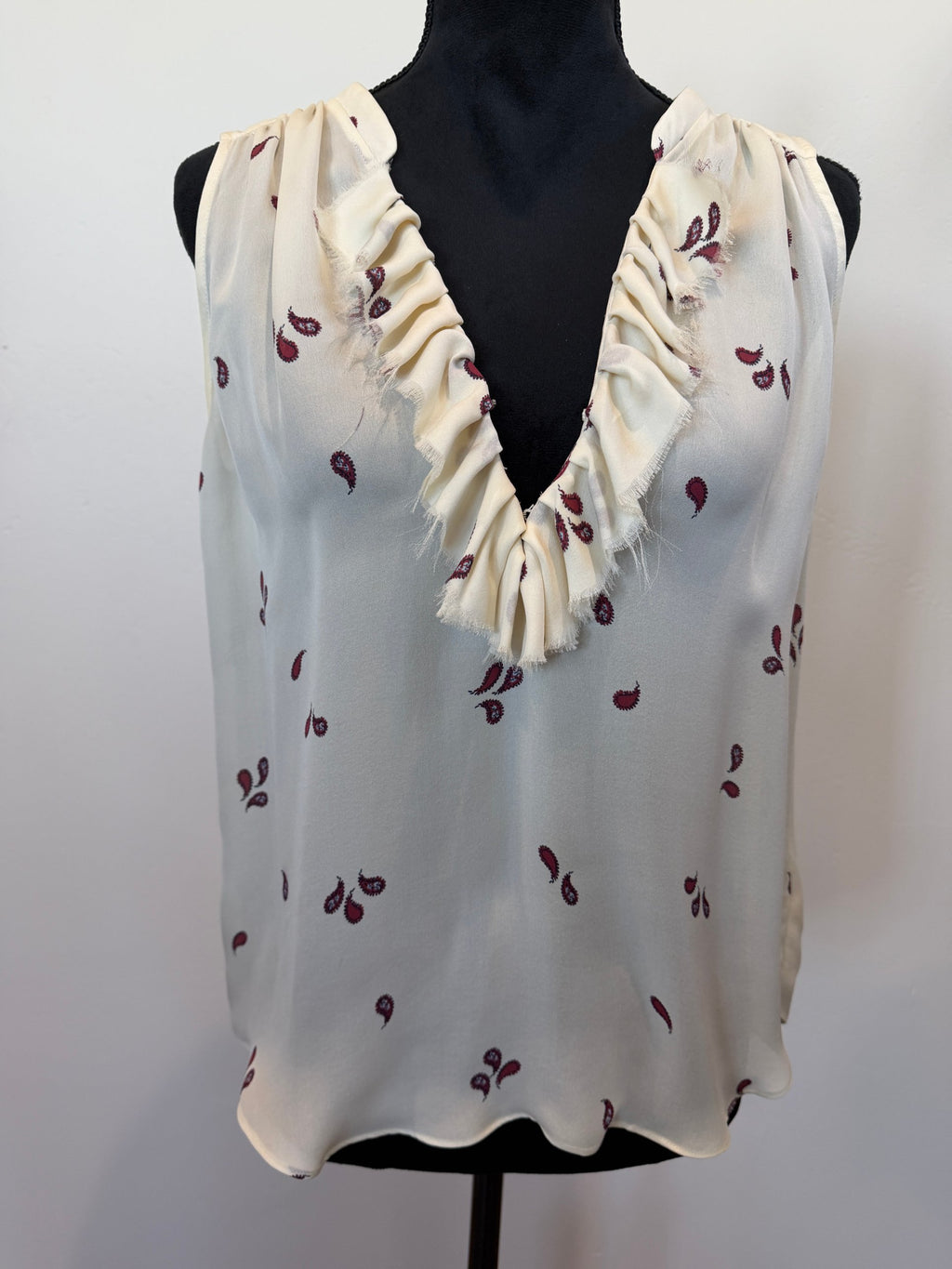 L'AGENCE Paisley Ruffle V-Neck Silk Blouse – Cream