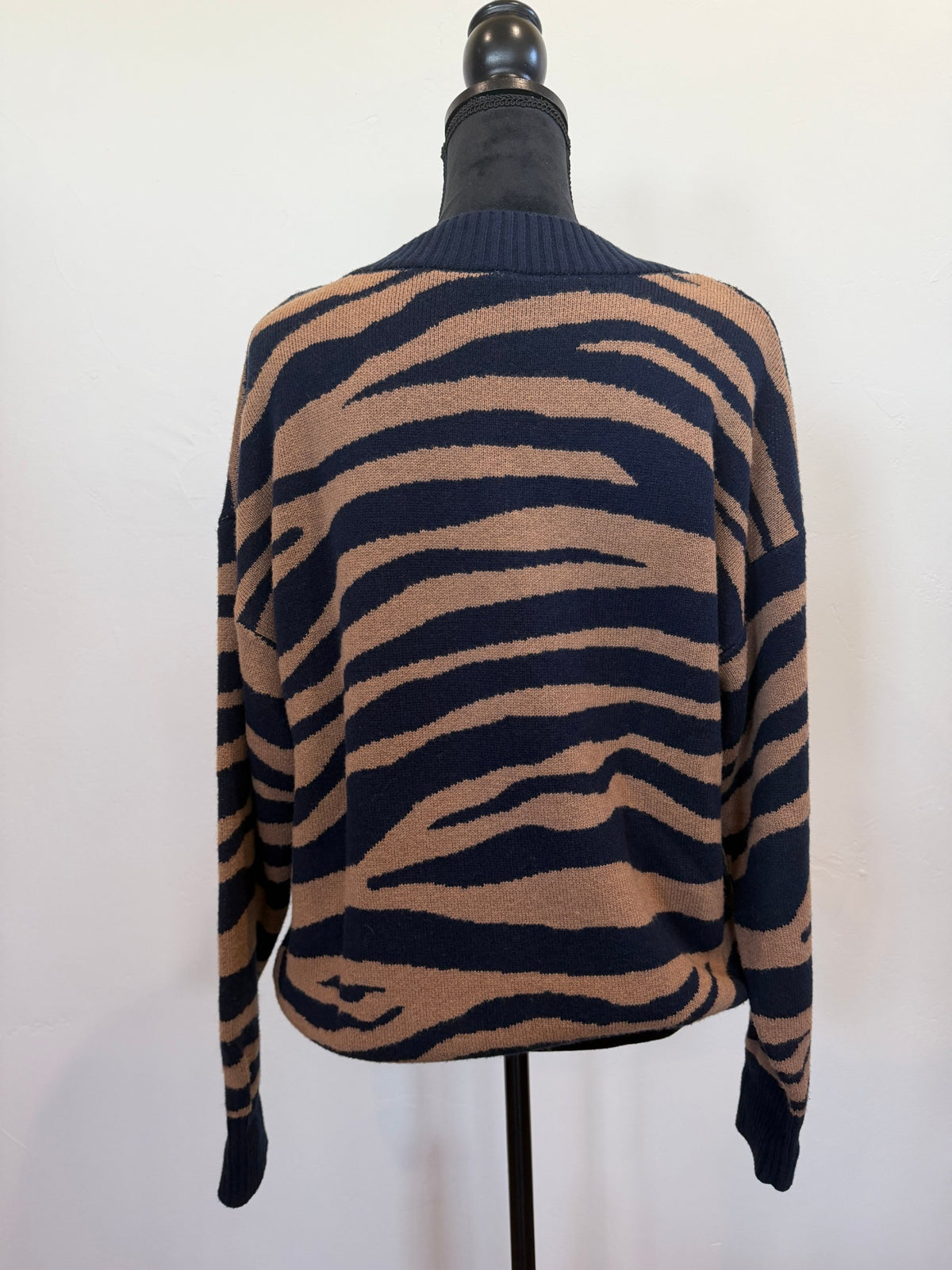 Varley Calvert Oversized V-Neck Sweater – Bracken