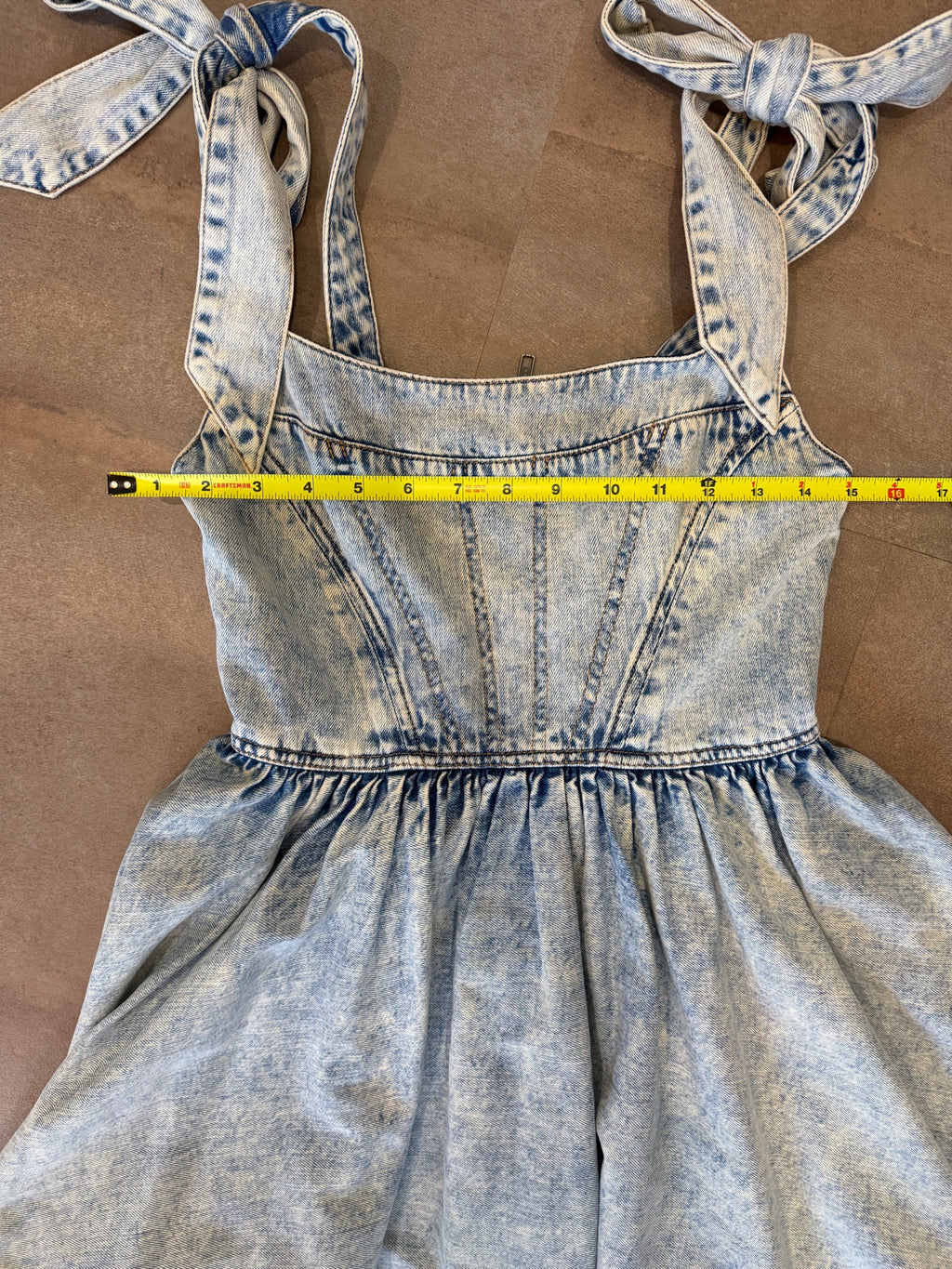 Alice + Olivia Amina Tie-Strap Denim Dress – Blue